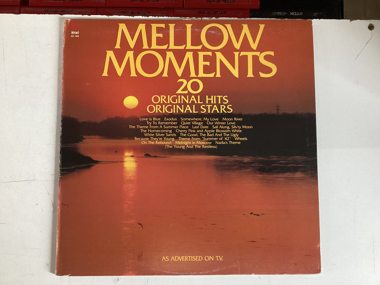 MELLOW MOMENTS = 20 ORIGINAL HITS (CDA 1977) (USED)