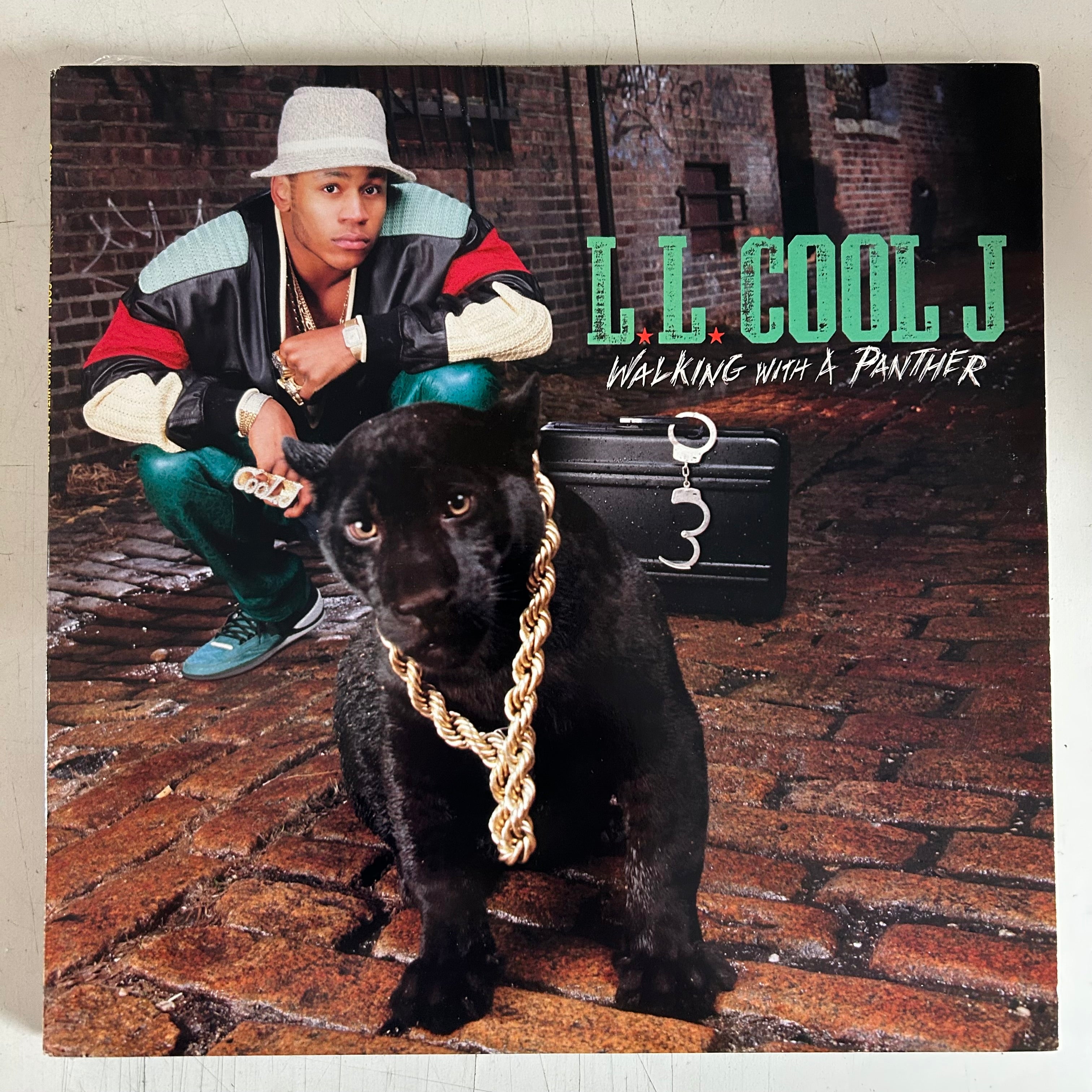 L.L. COOL J = WALKING WITH A PANTHER (USA 1989) (USED)