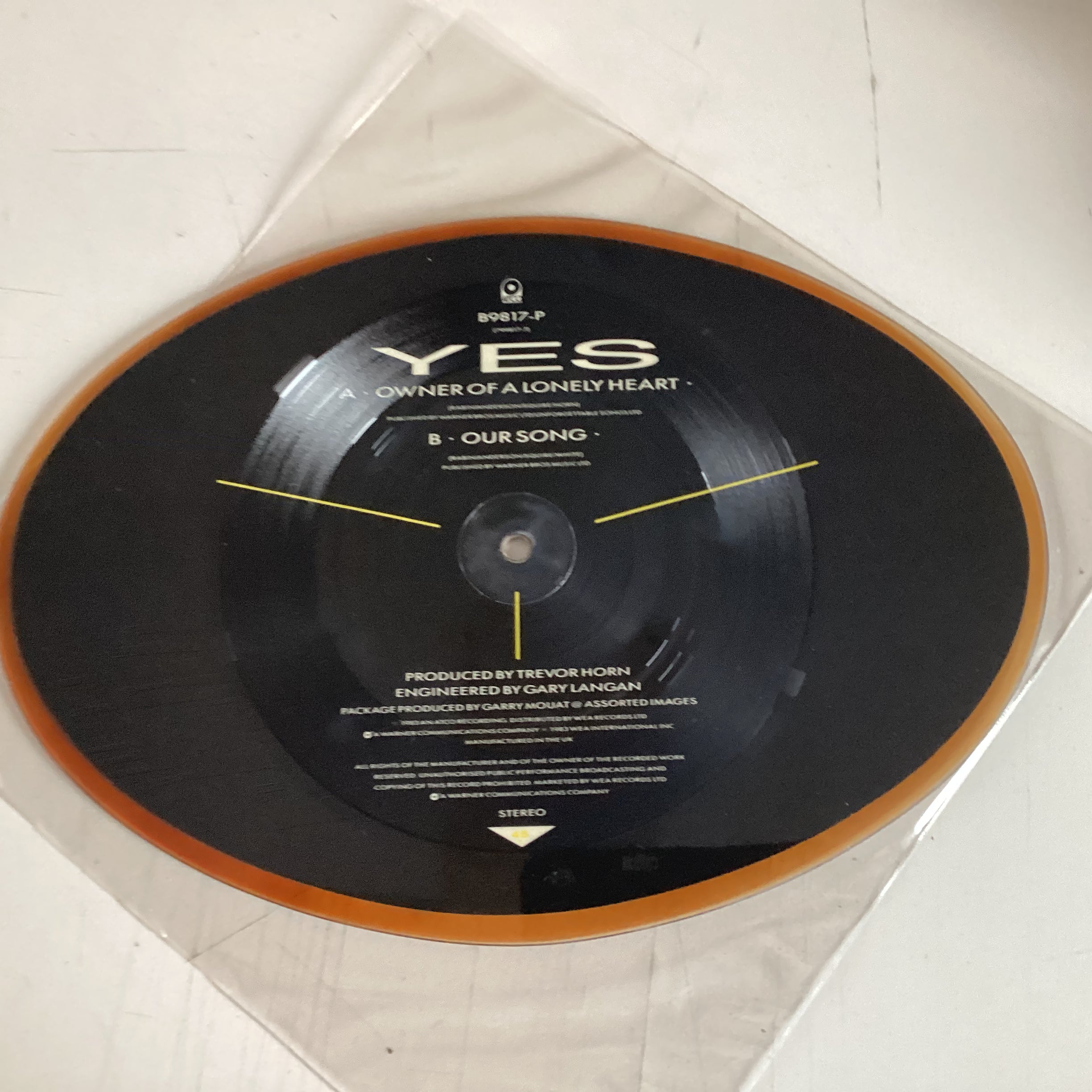 YES = OWNER OF A LONELY HEART (7 IN./PD) (UK 1983) (USED)