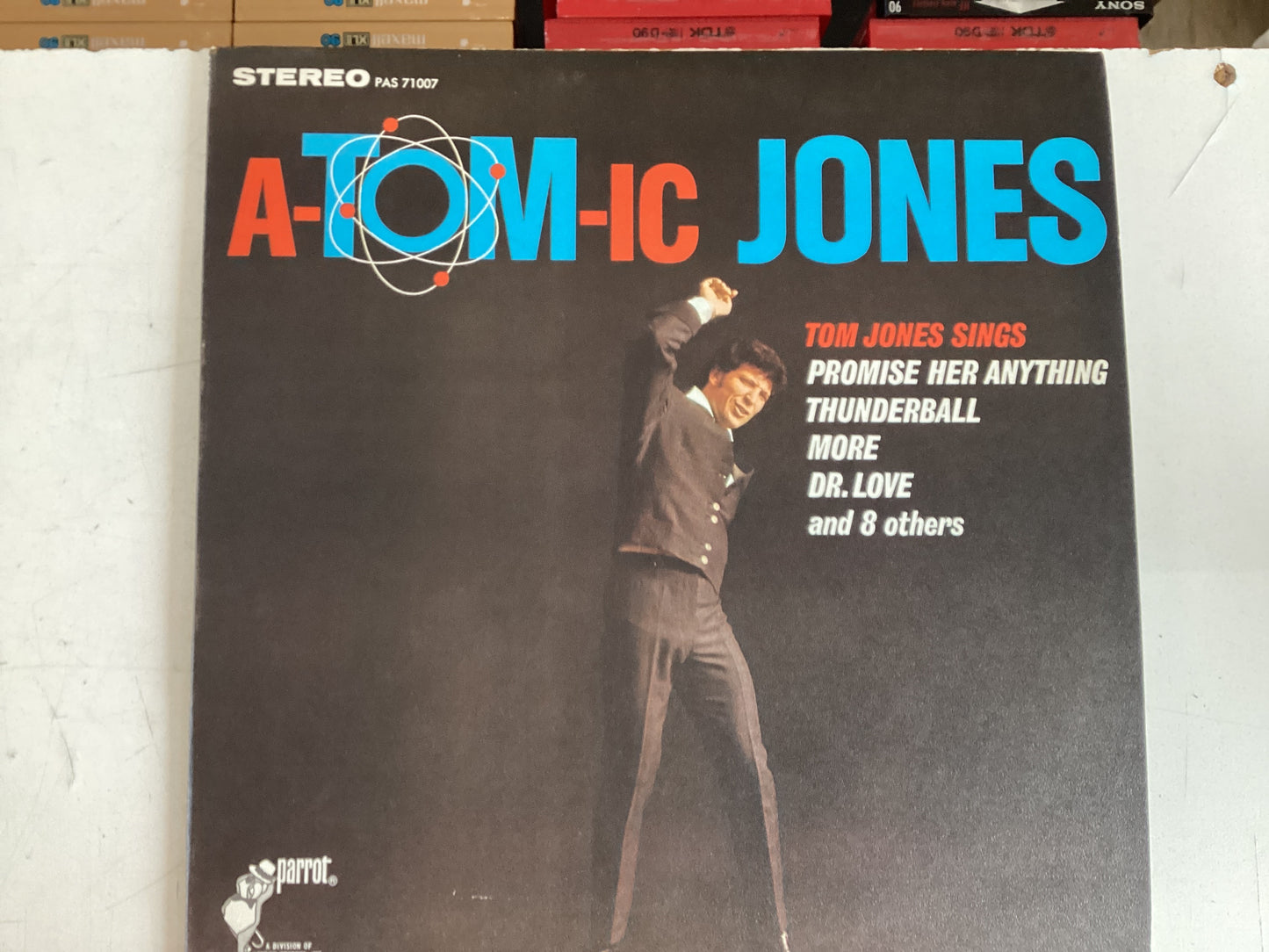 JONES, TOM = A-TOM-IC JONES (USA 1966) (USED)