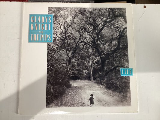 KNIGHT, GLADYS AND THE PIPS = IN THE BEGINNING (CDA 1974) (USED)= LIFE (USA 1985) (USED)