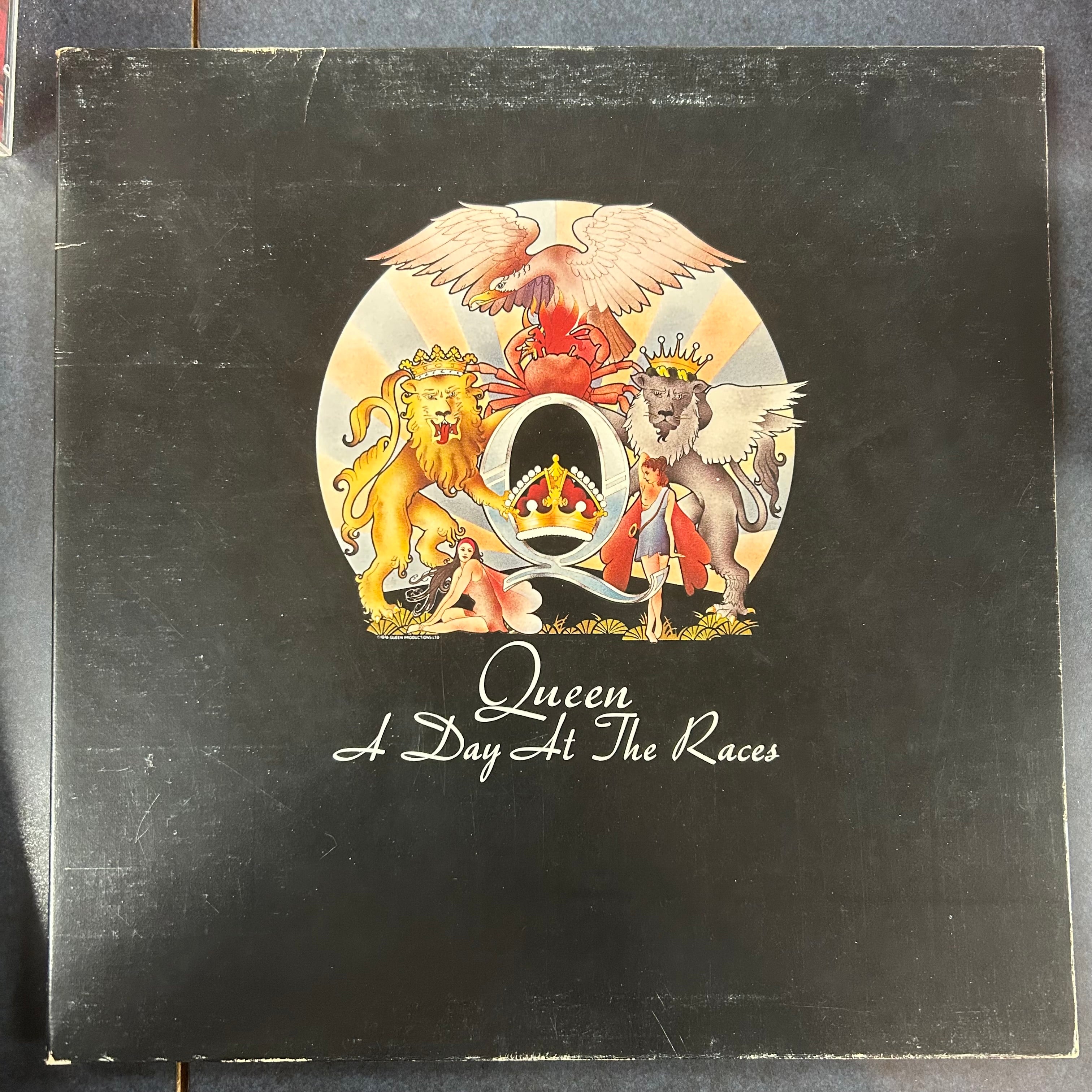 QUEEN = DAY AT THE RACES (CDN 1976) (USED)