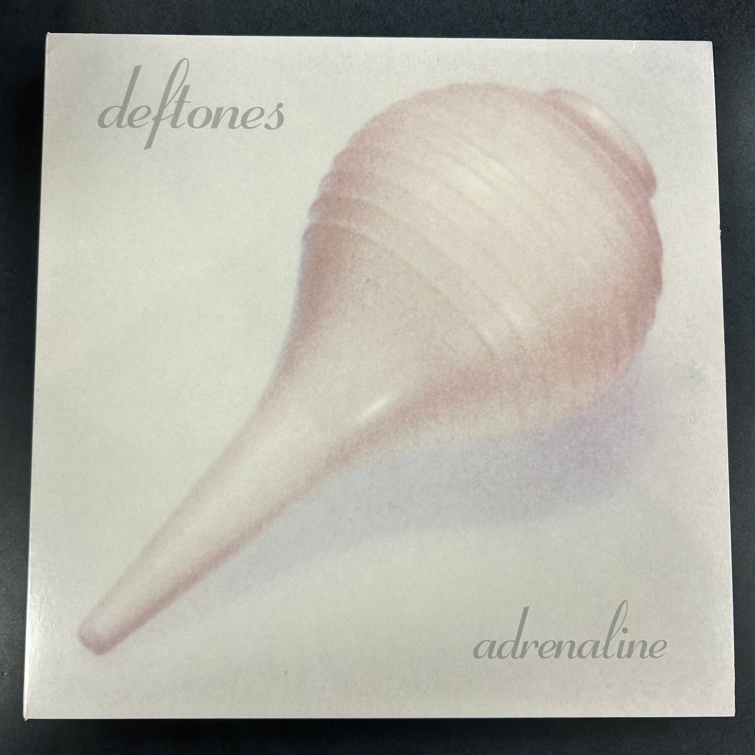DEFTONES = ADRENALINE (EU 2011 REISSUE) (USED)