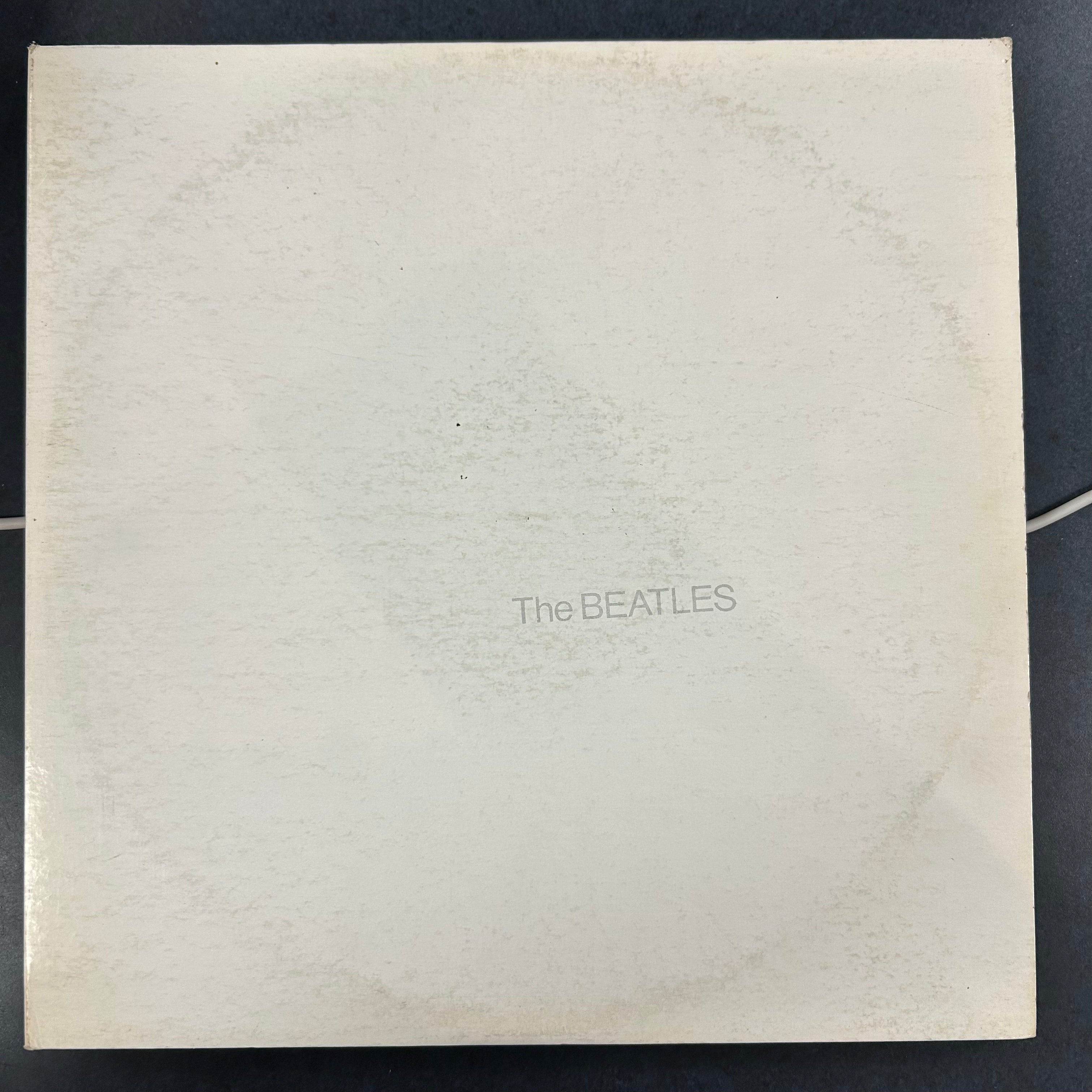 BEATLES = WHITE ALBUM (USA MID-1970s REISSUE) (USED)